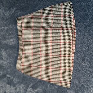FOREVER 21 Plaid A-Line Skirt w/ Pockets